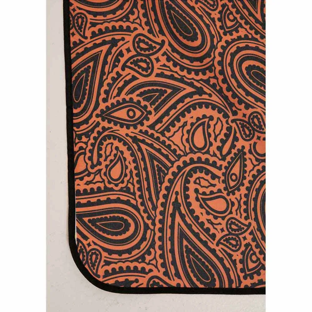 Urban Classics Patchwork Print Decke, Black / orange