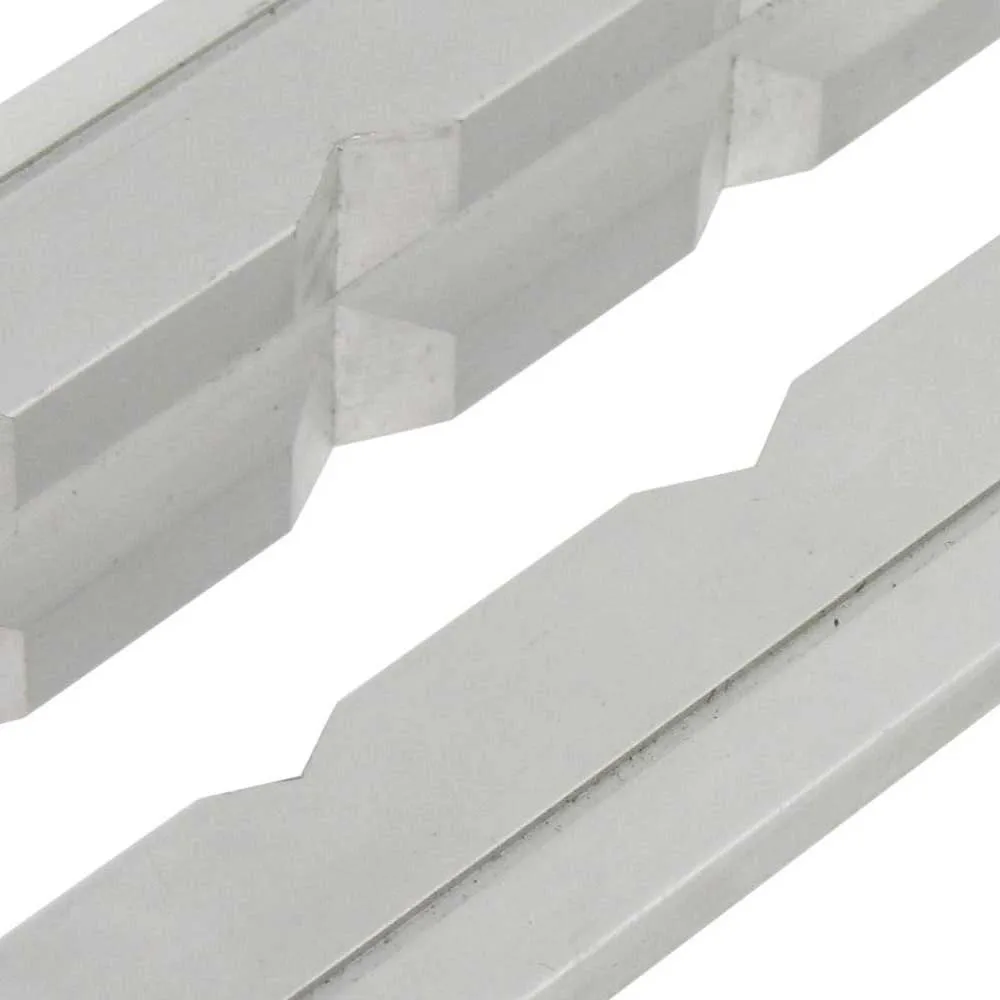 VAR Set Of 2 Aluminium Jaws For Bench Vise Werkbank VAR Set Of 2 Aluminium Jaws For Bench Vise Werkbank