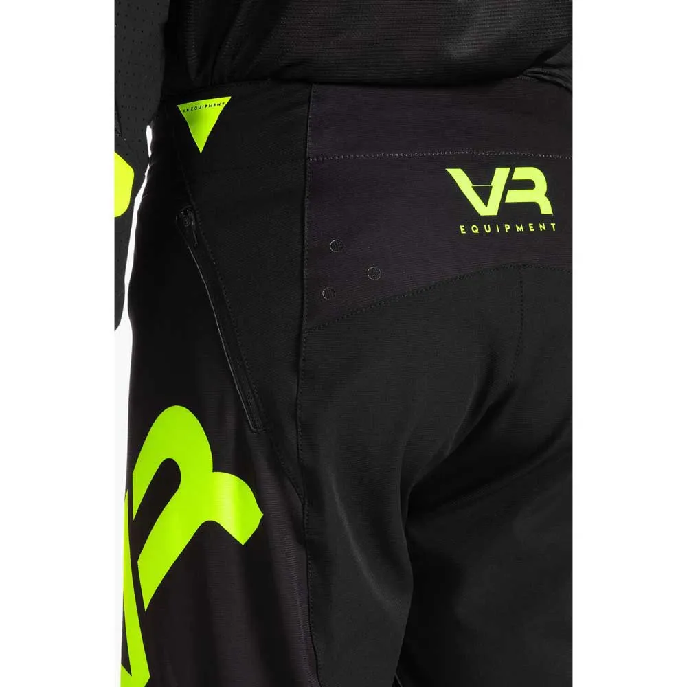 VR Equipment Eqmpamb00804 Hosen