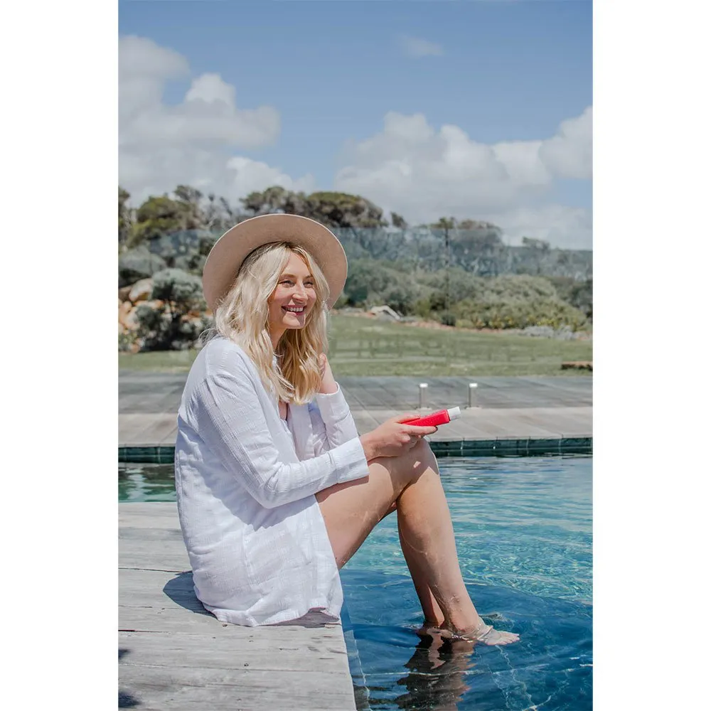 We Are Feel Good Signature Spf50+ 200ml Sonnencreme, Red, One Size We Are Feel Good Signature Spf50+ 200ml Sonnencreme, Red, One Size