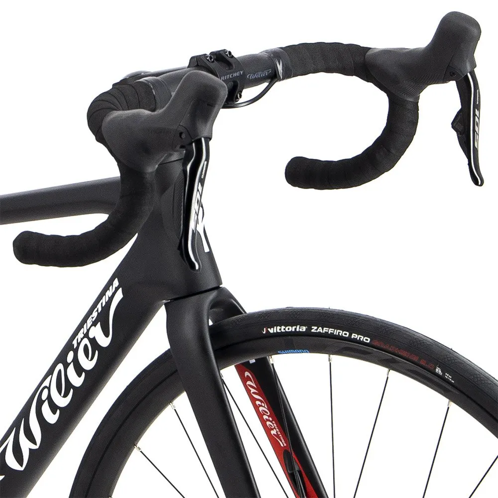 Wilier Garda Disc 105 Di2 Rennrad, Red / black Wilier Garda Disc 105 Di2 Rennrad, Red / black