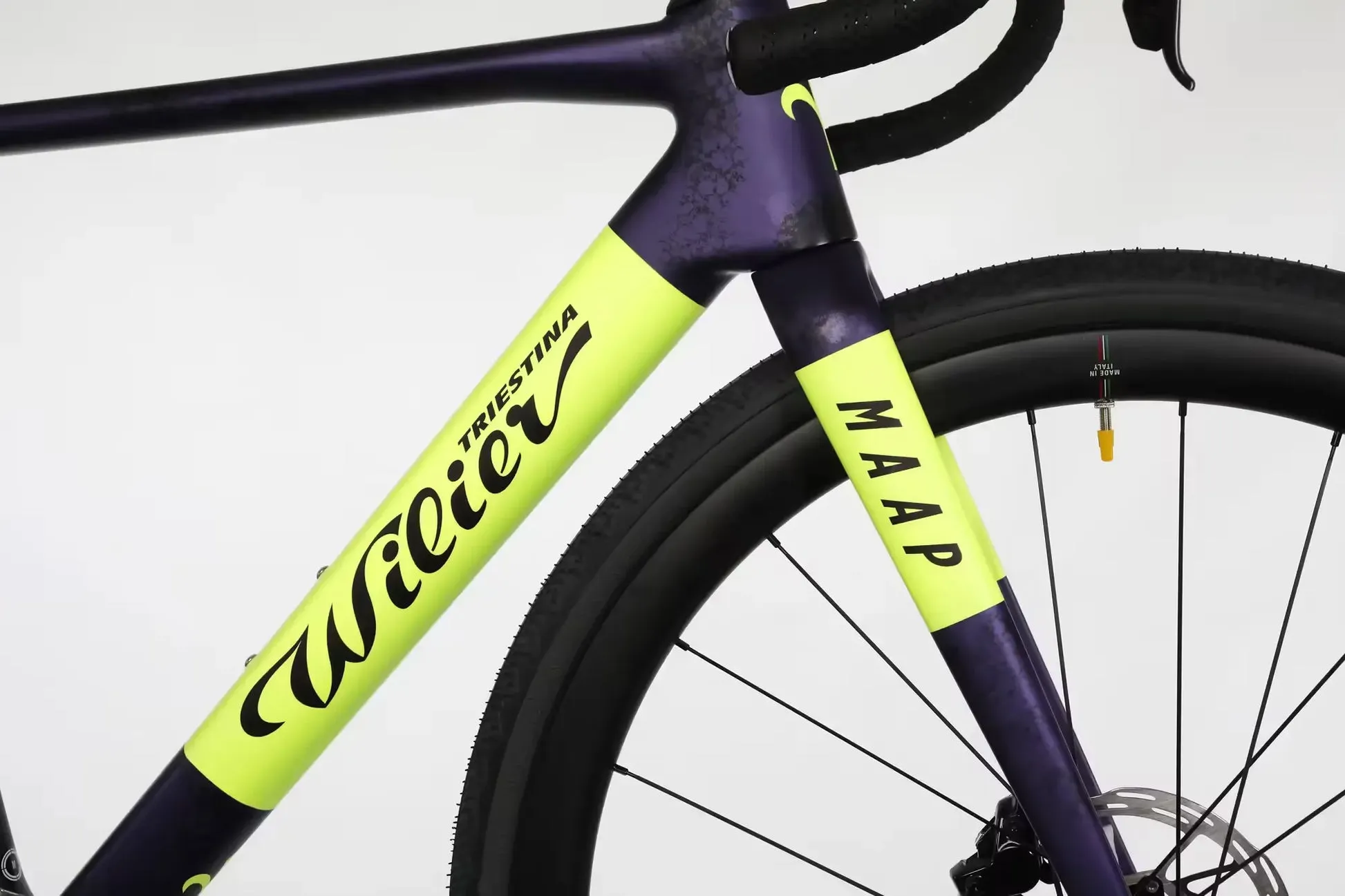 Wilier Rave SLR Sram Force D2 XPLR AXS, Ivar slik/maap Wilier Rave SLR Sram Force D2 XPLR AXS, Ivar slik/maap