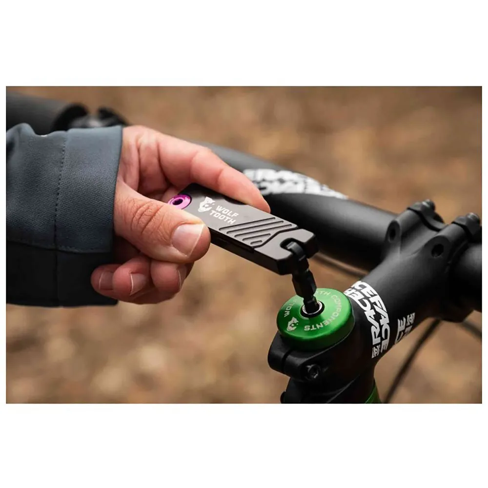 Wolf Tooth 6bit Multitool, Black, One Size Wolf Tooth 6bit Multitool, Black, One Size