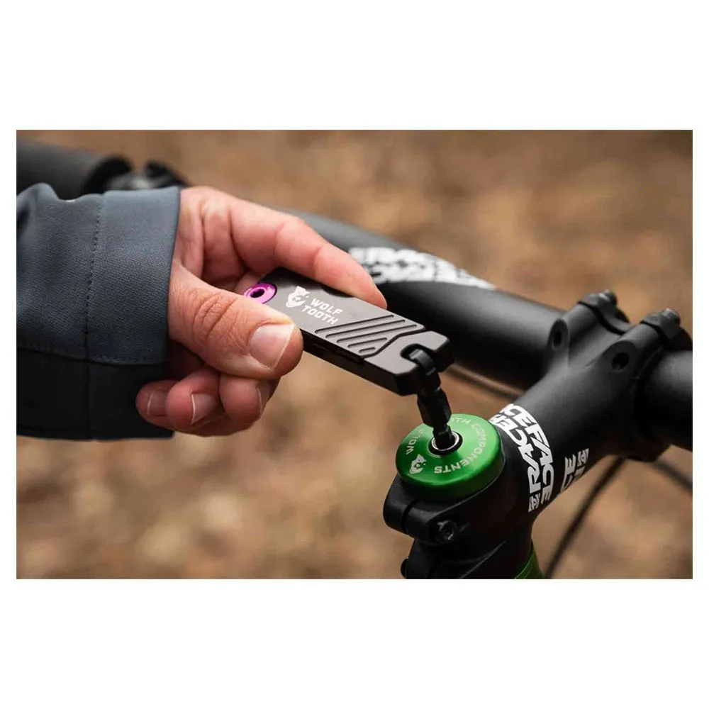Wolf Tooth Hexagonal 6 Bit Multitool, Black, One Size Wolf Tooth Hexagonal 6 Bit Multitool, Black, One Size