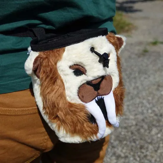 YY Vertical Sand-tooth Tiger Chalkbag, One size YY Vertical Sand-tooth Tiger Chalkbag, One size