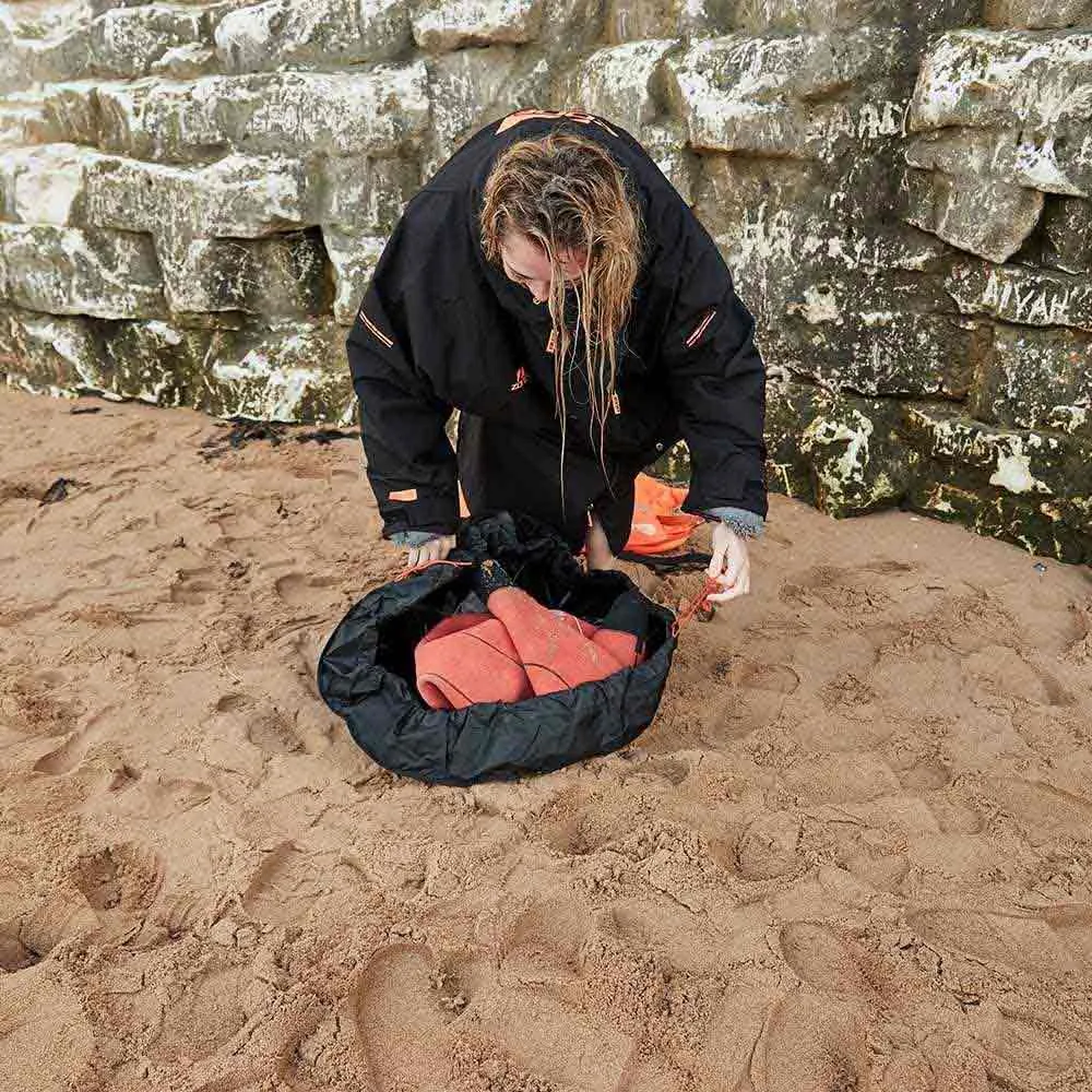 Zone3 Wetsuit Surf-poncho, Black / orange, One Size Zone3 Wetsuit Surf-poncho, Black / orange, One Size